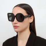 Carre Rond Square Sunglasses in Black by Jacquemus