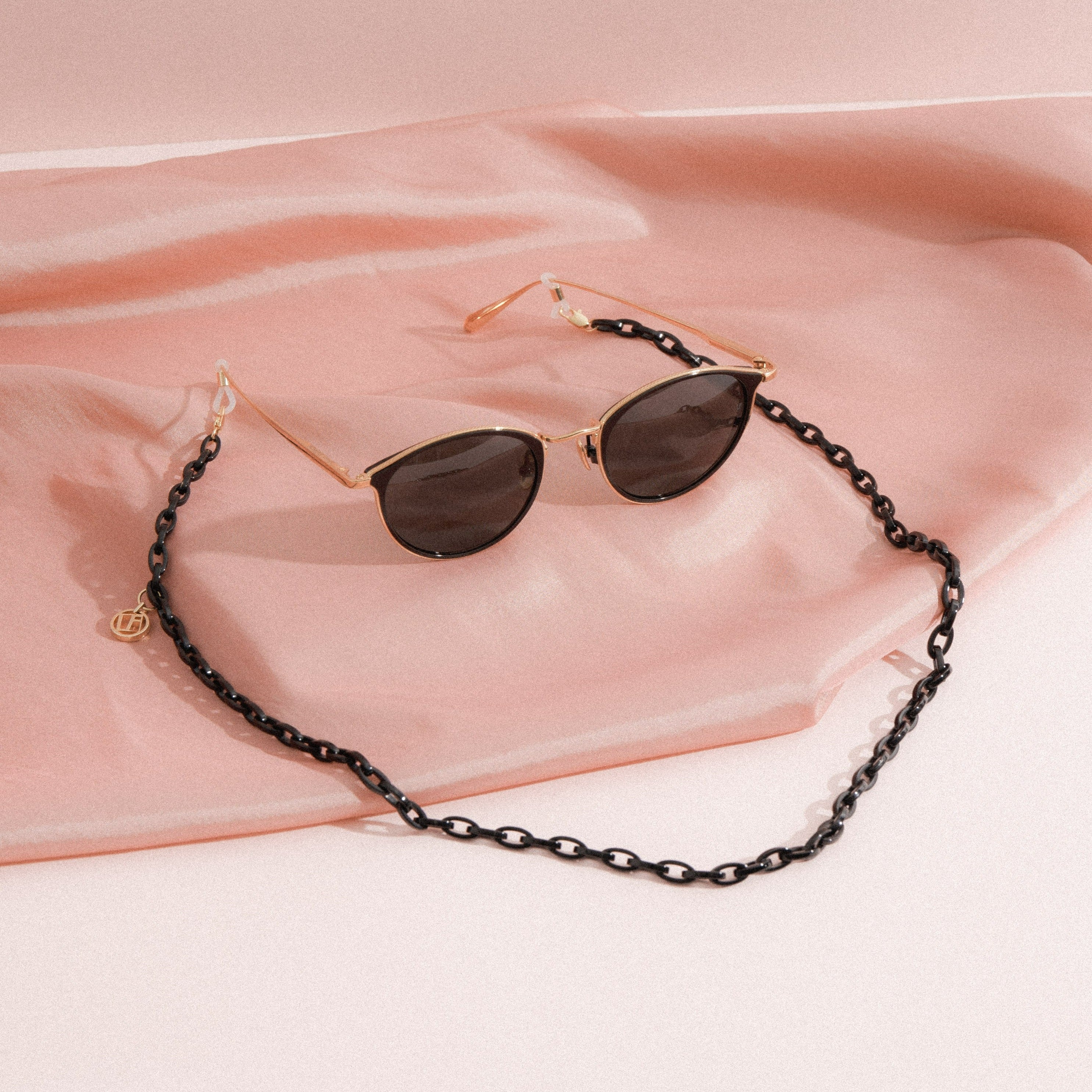 Black Chain Detail Cat Eye Sunglasses