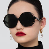 Una Oversized Sunglasses in Black
